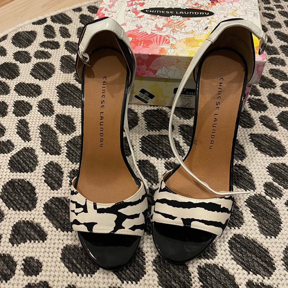 Chinese Laundry black and white heels